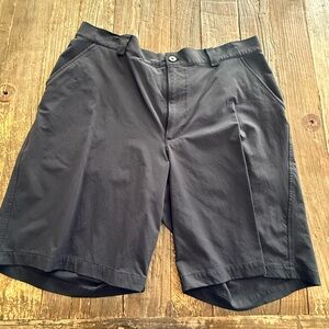 Under Armour Men's Black Flat Front Golf Shorts